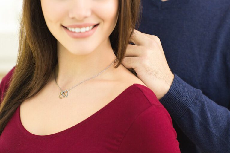 7 Hadiah Terbaik Untuk Wanita Dalam Hidup Anda
