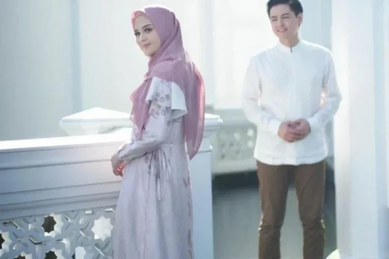 model abaya maxmara