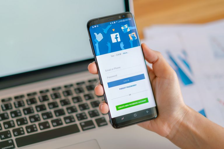 Cara Agar Postingan Facebook Menarik