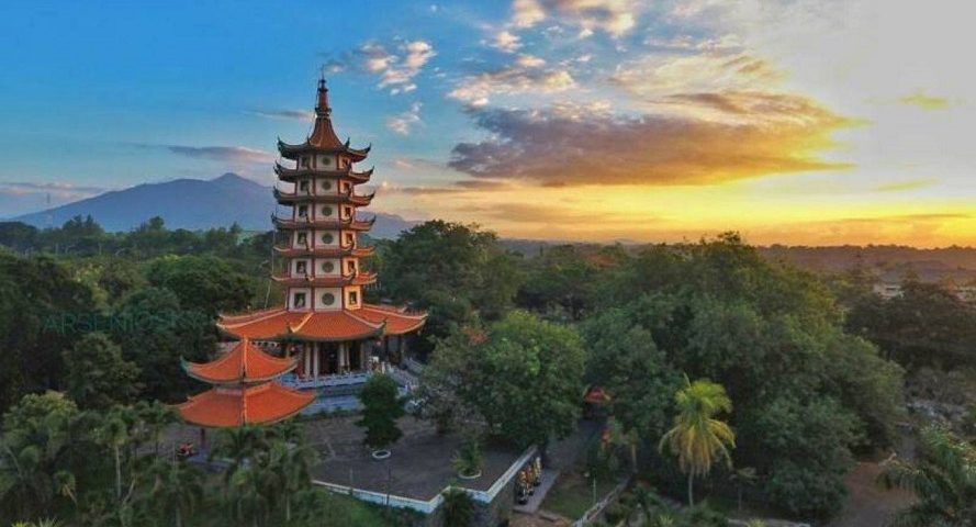 pagoda-avalokitesvara-kota-semarang-jawa-tengah
