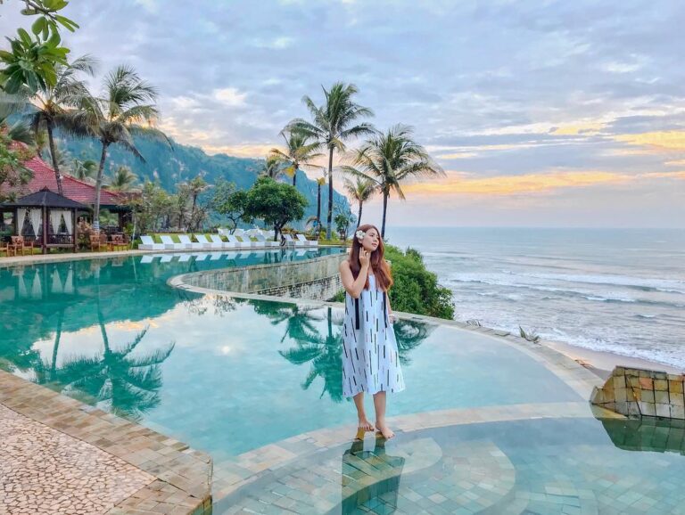 Queen of the south resort penginapan gunungkidul