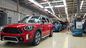 digitalisasi manufaktur otomotif